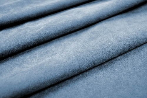 Nahaufnahme eines hochwertigen Microfaser-Stoffs in Blau